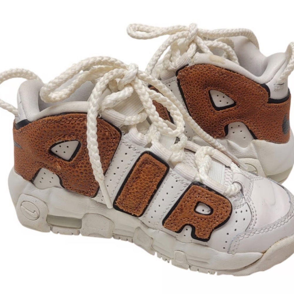 Nike: Air More Uptempo kids size 1y